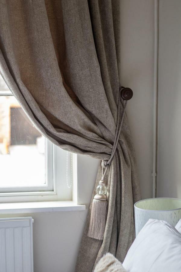 Most Central Luxury Apartment - Sleeps 4 & Free Parking! Chester Kültér fotó